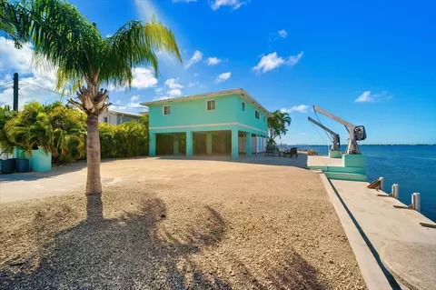 Exterior - 22939 Sharp Ln, Cudjoe Key, FL 33042 photo 22 of 23