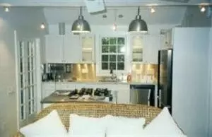 1206 Pine St, Key West, FL 33040 photo 2
