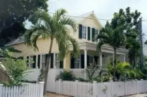 1206 Pine St, Key West, FL 33040 photo 3