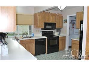 4542 Springview Cir, Labelle, FL 33935 photo 2