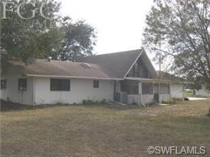 1620 Riverside Dr, Moore Haven, FL 33471 photo 3