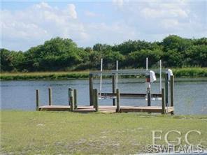 1062 E Anchor Ln, Moore Haven, FL 33471 photo 2