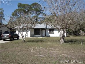 464 Clark St, Labelle, FL 33935 photo 1