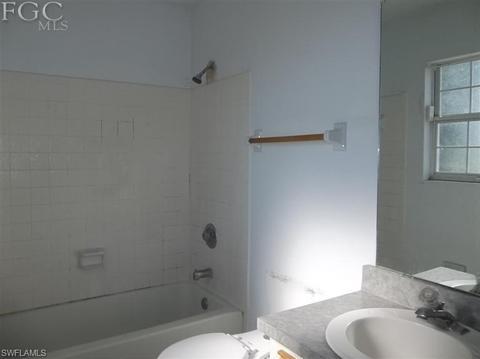 4019 E Sunflower Cir, Labelle, FL 33935 photo 9