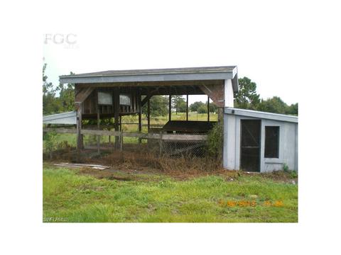 1670 Evans Rd, Labelle, FL 33935 photo 2