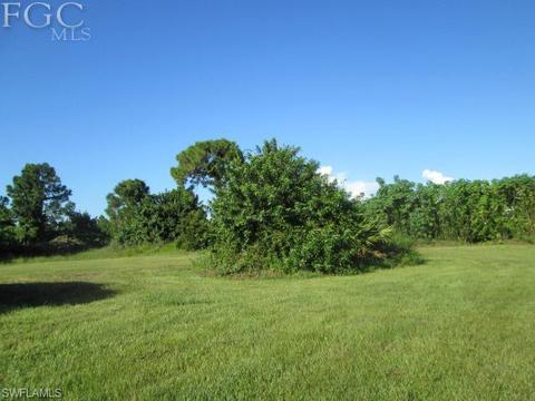 1013 Dixie Ave, Lehigh Acres, FL 33972 photo 9