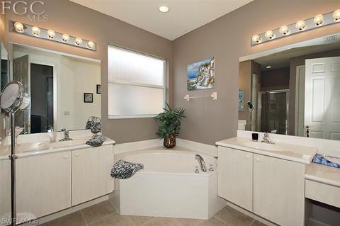 9018 Whitfield Dr, Estero, FL 33928 photo 9