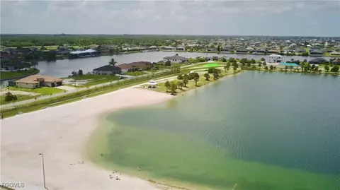 4703 NW 36th St, Cape Coral, FL 33993