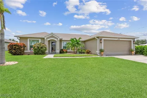 1108 SW 11th Pl, Cape Coral, FL 33991