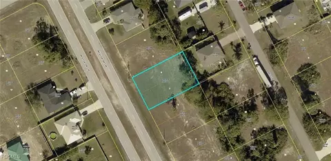 3717 W Gator Cir, Cape Coral, FL 33909