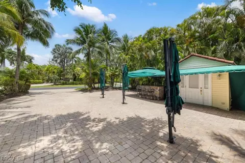 4416 Southern Breeze Dr, Naples, FL 34114 photo 7