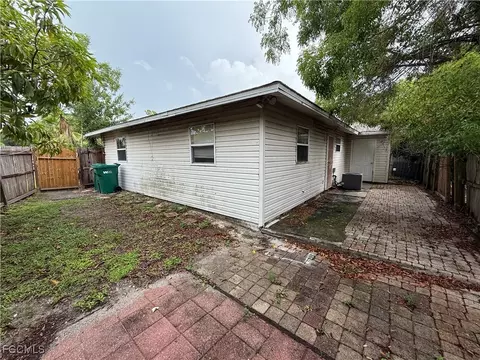 12135 Americus Ln, Naples, FL 34113 photo 11