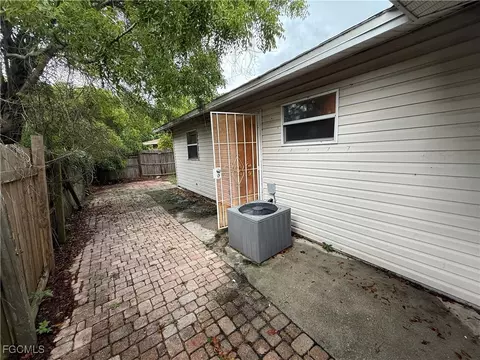 12135 Americus Ln, Naples, FL 34113 photo 10