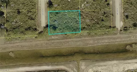 6000 Judy Ave N, Lehigh Acres, FL 33971