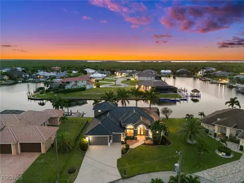 4012 SW 29th Ave, Cape Coral, FL 33914