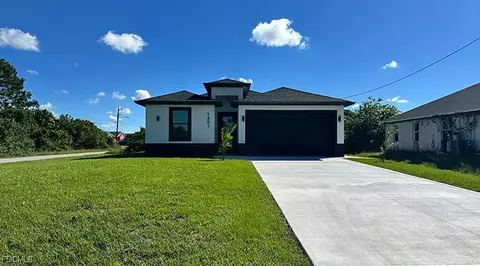 1401 Curtis Ave S, Lehigh Acres, FL 33976