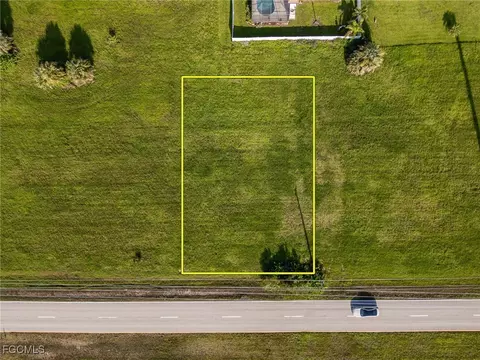 824 El Dorado Blvd N, Cape Coral, FL 33993
