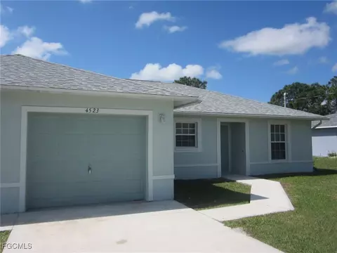 45214523 22nd St SW, Lehigh Acres, FL 33973