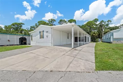 215 Shrub Ln N, North Fort Myers, FL 33917
