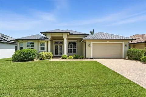 2819 SW 33rd St, Cape Coral, FL 33914