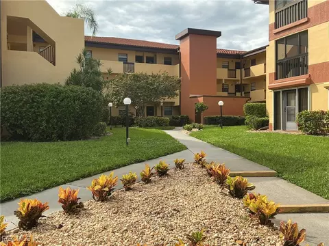 6136 Whiskey Creek Dr #526, Fort Myers, FL 33919