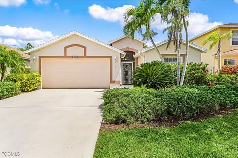 8661 Manderston Ct, Fort Myers, FL 33912