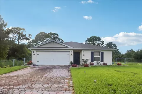 658 Lomond St, Lehigh Acres, FL 33972