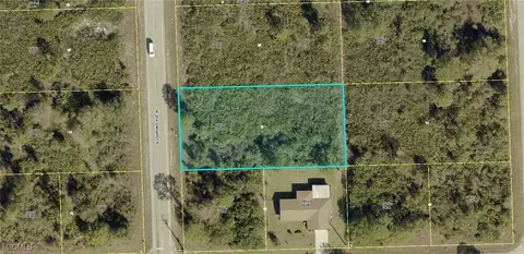 1002 Richmond Ave N, Lehigh Acres, FL 33972