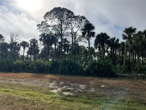 504 Nueva Ave, Labelle, FL 33935 photo 3