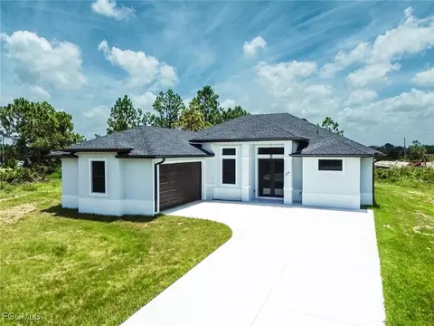 646 Camilla St E, Lehigh Acres, FL 33974