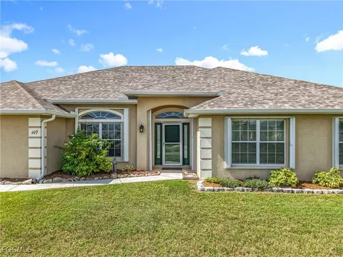 607 Tropicana Pkwy W, Cape Coral, FL 33993