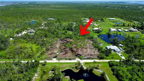 4290 Cedar St, Saint James City, FL 33956