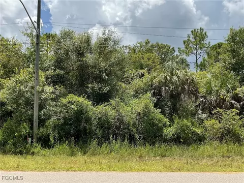 3221 49th St W, Lehigh Acres, FL 33971