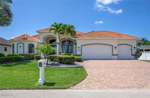 2528 SW 39th Ter, Cape Coral, FL 33914