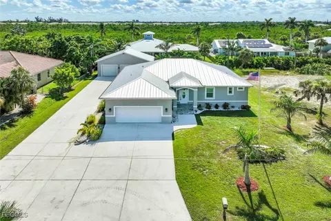 14725 Martin Dr, Fort Myers, FL 33908