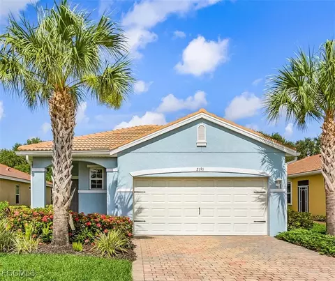 2191 Summersweet Dr, Alva, FL 33920