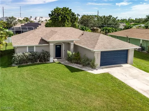 2029 Savona Pkwy W, Cape Coral, FL 33914