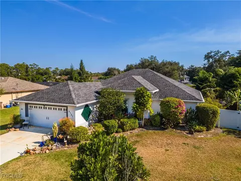 6131 Arbor Ave, Fort Myers, FL 33905