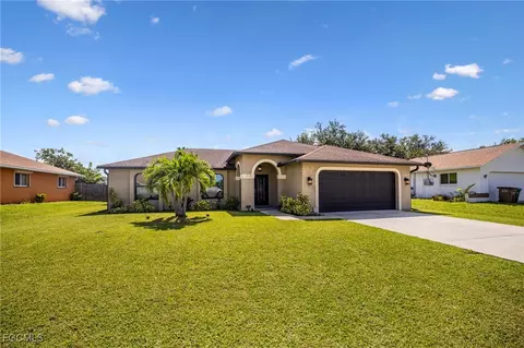 1231 SE 2nd Pl, Cape Coral, FL 33990