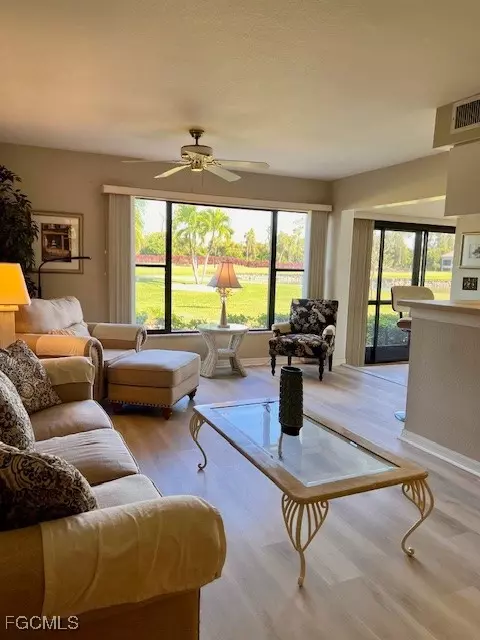 5905 Trailwinds Dr #816, Fort Myers, FL 33907