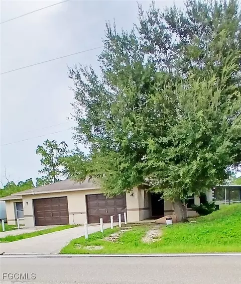 1216-1218 W 12th St, Lehigh Acres, FL 33972