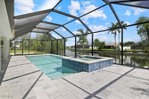 520 SW 28th St, Cape Coral, FL 33914