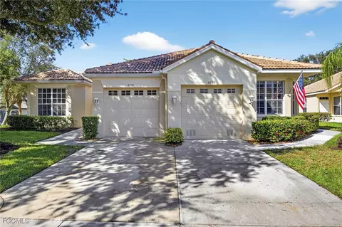 8793 Middlebrook Dr, Fort Myers, FL 33908