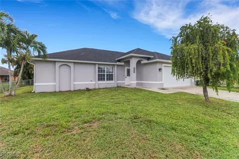 232 SE 2nd Ter, Cape Coral, FL 33990
