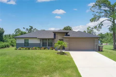 703 Wellington Ave, Lehigh Acres, FL 33972