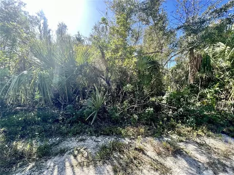 27275 Las Lomas Dr, Punta Gorda, FL 33955