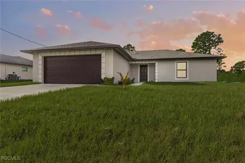 3007 53rd St W, Lehigh Acres, FL 33971