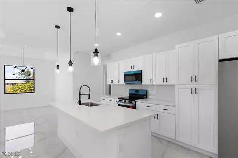 1024 Harwood Ave S, Lehigh Acres, FL 33974
