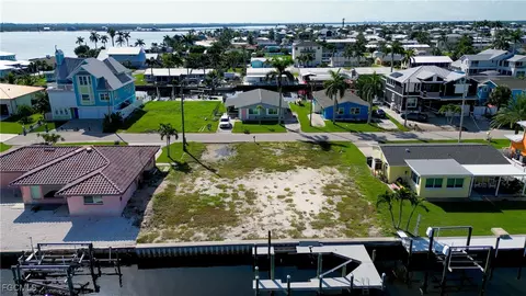2864 Triggerfish St, Matlacha, FL 33993 photo 10