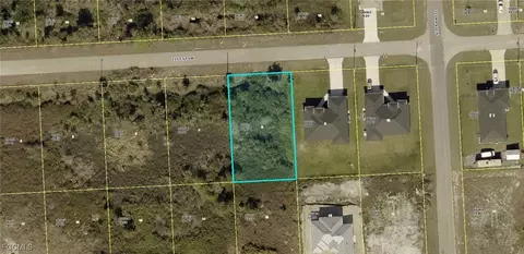 2805 21st St SW, Lehigh Acres, FL 33976